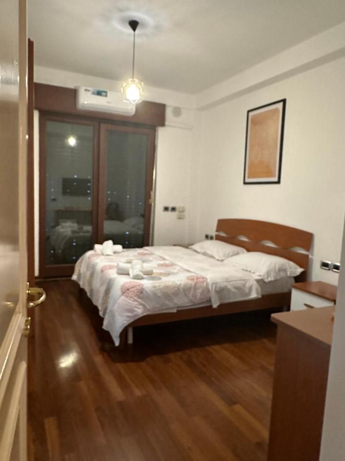 City Center Shkodra B&B المظهر الخارجي الصورة